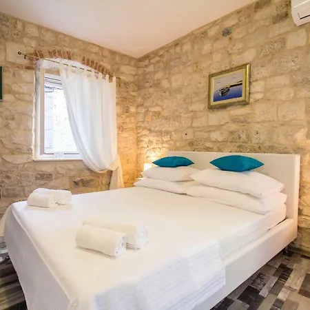 Apartment Toma *