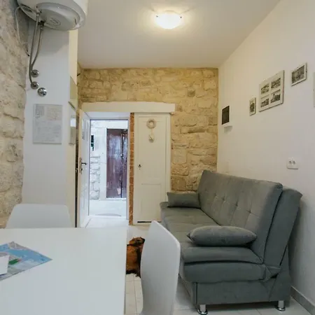 Toma Apartment Trogir