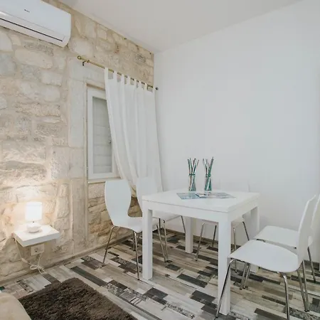 Toma Apartment Trogir