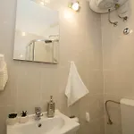 아파트 Toma