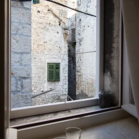 Toma Διαμέρισμα *