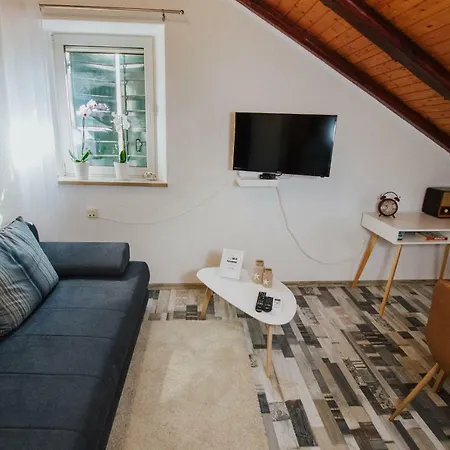 Toma Διαμέρισμα Τρογκίρ